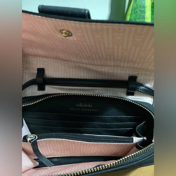 Stella & Dot Nolita Medium Crossbody Bag - Picture 5 of 5